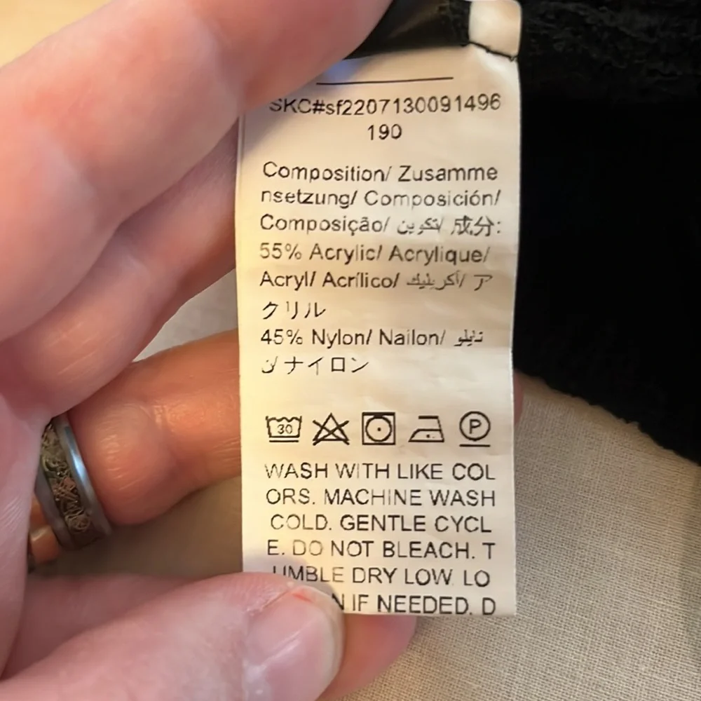 SHEIN Curve Cropped Sweater - Picture 6 of 6